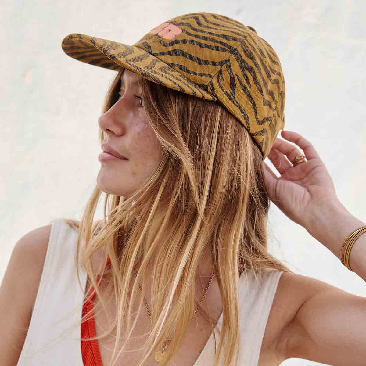 Rose in April: Limitierte Kappe nummeriert, Zebrou-Kappe Rose in April x 23Degrés