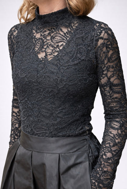 Halbtransparentes Spitzenshirt mit langen Ärmeln – Elegant, Feminin und modern zum layern, weich und stretchig, Einheitsgröße (34/36, schmale38)