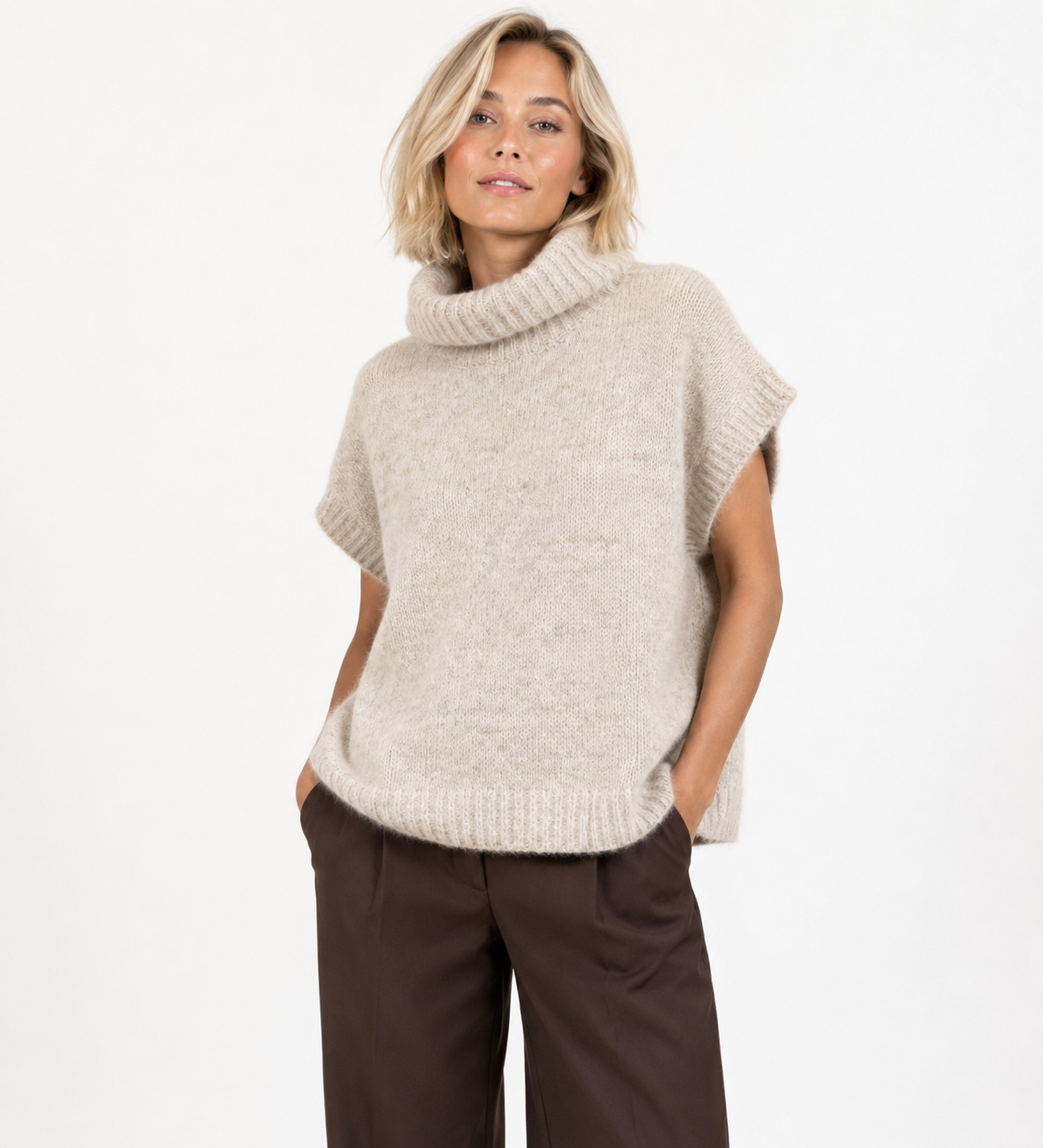 Strickpullover// mit kurzem Arm in beige oder braun