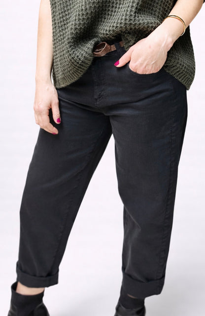 Chinohose Elira in schwarz, stretchig und angenehm zu tragen,GR M
