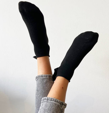 Sockette-Elisa Schwarze Socken mit Schleife