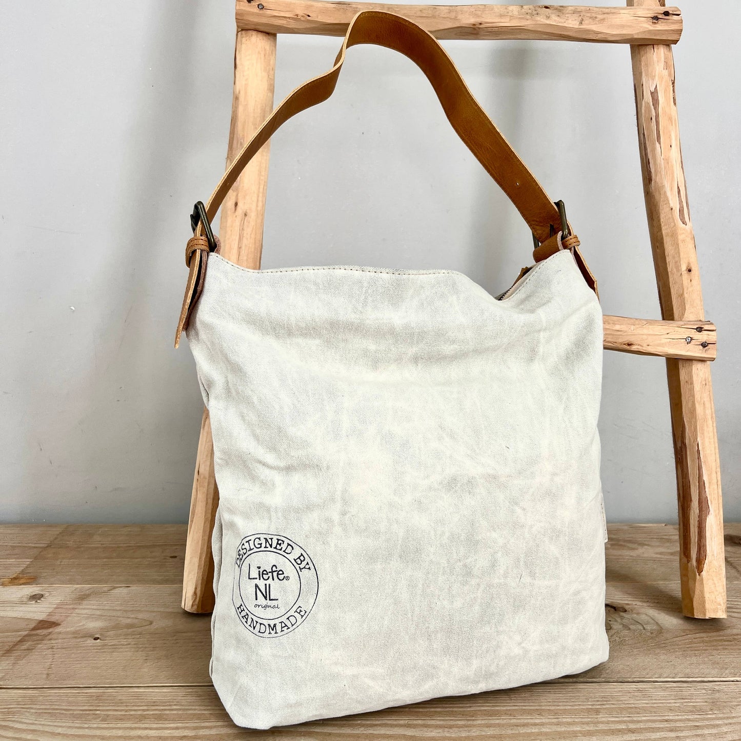 Handmade Schultertasche Liefe NL aus Canvas, nachhaltig