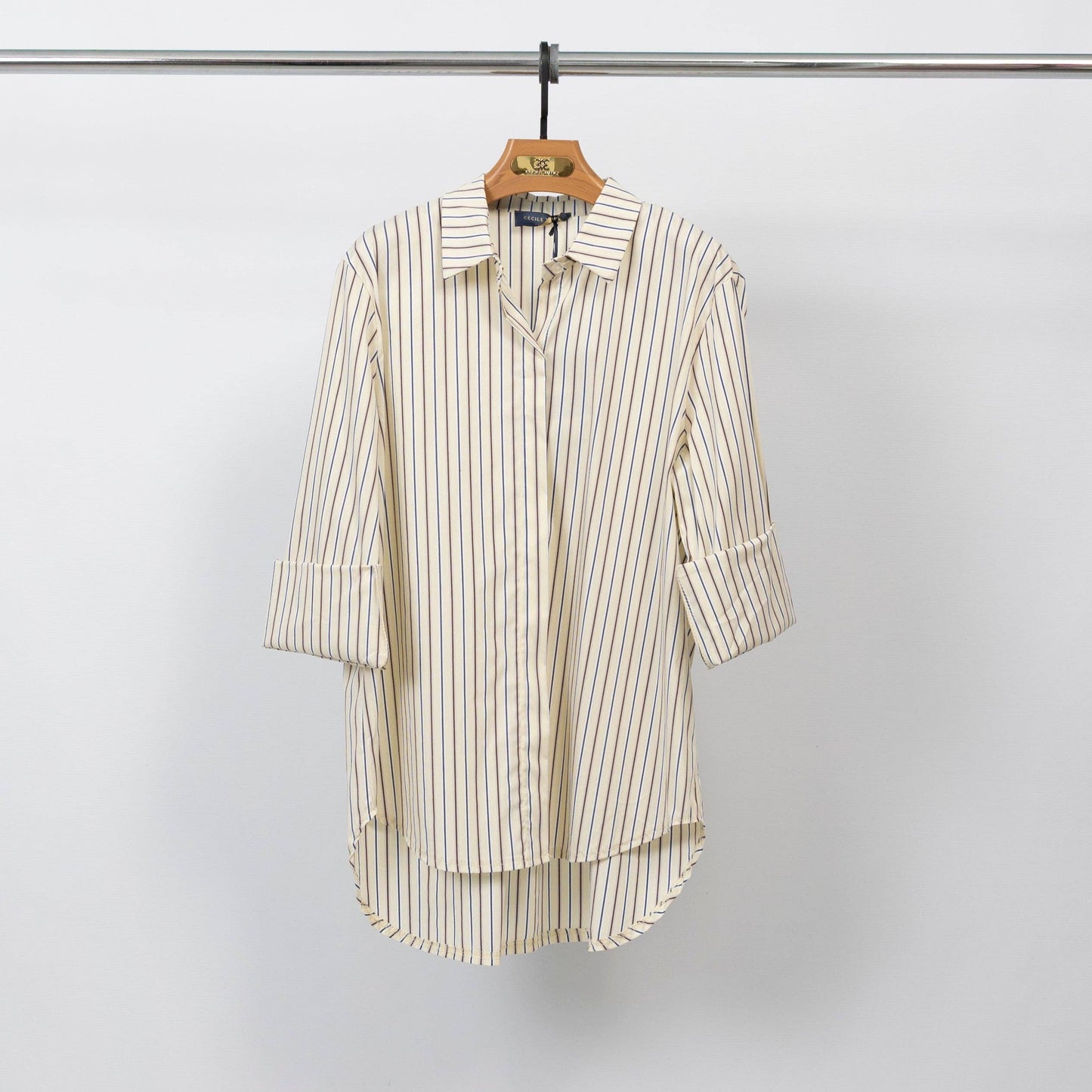 Oversize Streifenbluse mit Hemdkragen, super cool und modern, Einheitsgröße