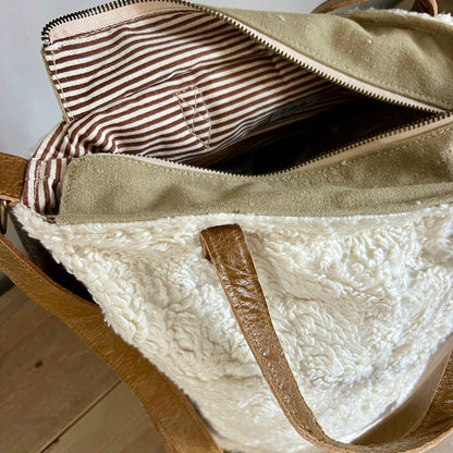 Liefe NL Teddy-Tasche mit Lederhenkeln in wollweiß