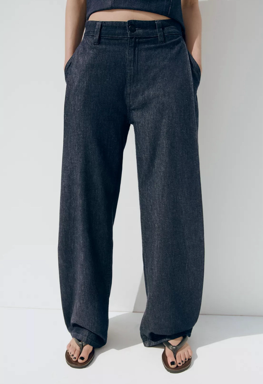 Hose // weite Hose in schwarz oder jeans                                                      Lieferbar ab ca. 15.8.26