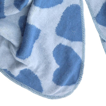 Lot83-Dreieckschal Luna Blue mit Herzen, weicher Strick