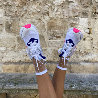 Sockette-Charlotte -Transparente Socken mit Tupfen in Weiß