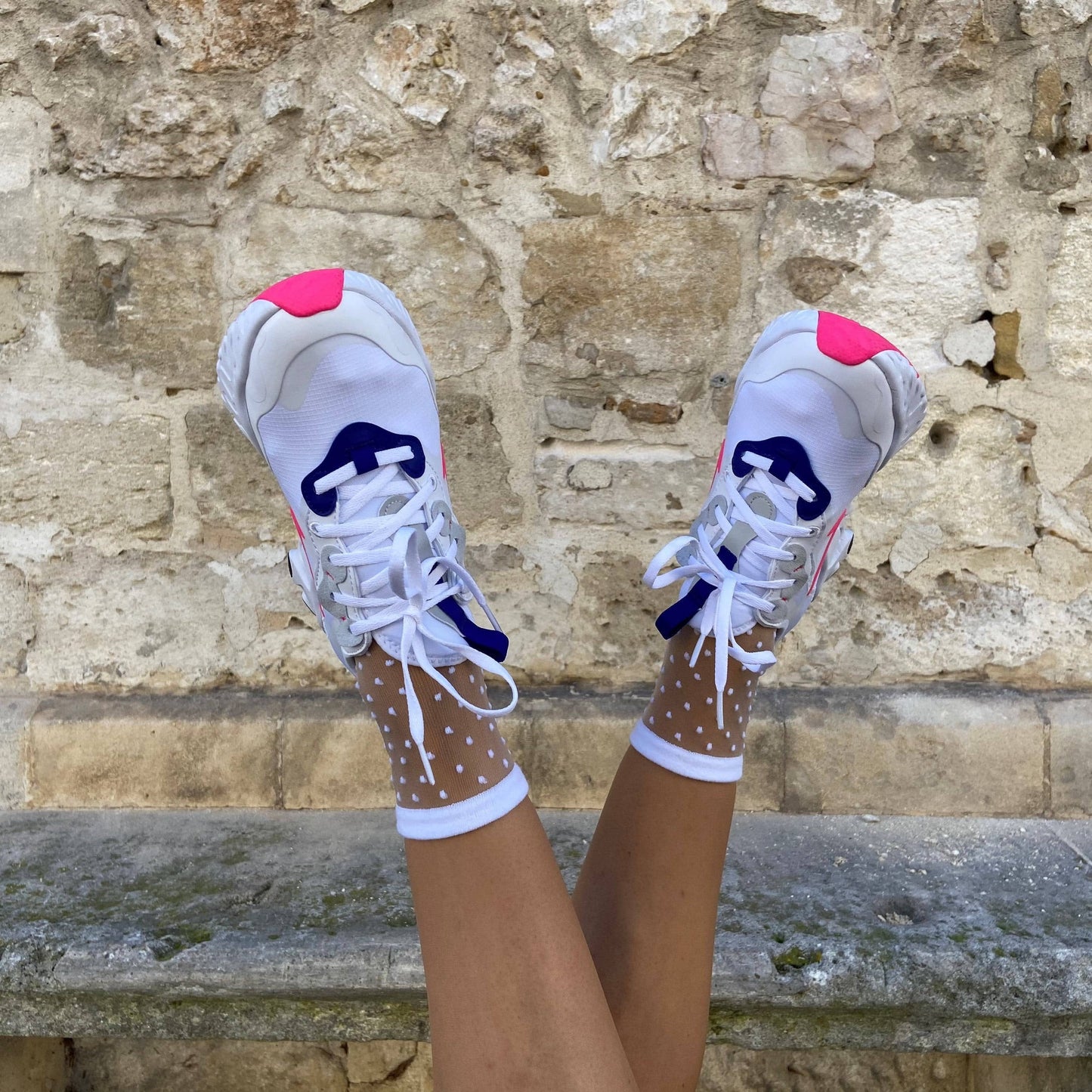 Charlotte - Transparente Plumetis-Socken : Schwarz