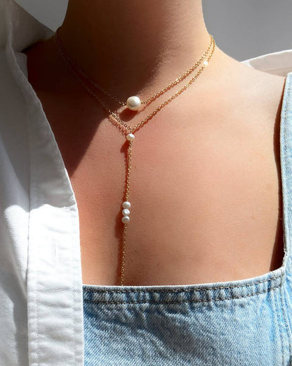 Helles Paris-ISLA Halskette, vergoldet mit Süßwasserperlen