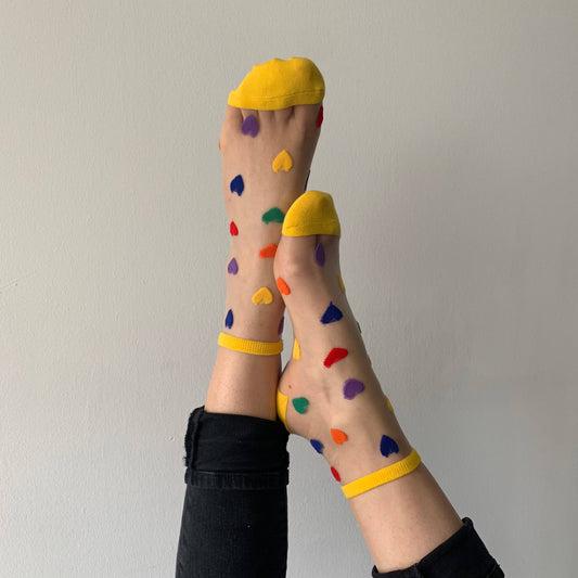 Tutu - transparente Socken mit bunten Herzen