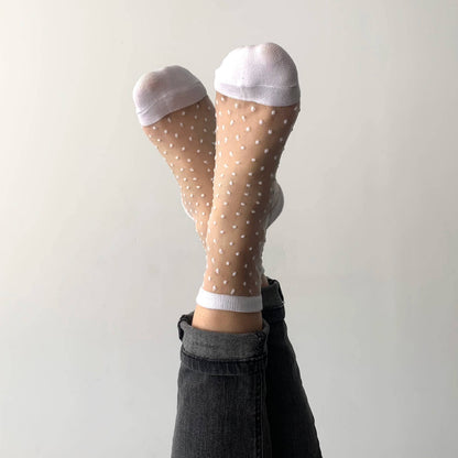 Sockette-Charlotte -Transparente Socken mit Tupfen in Weiß