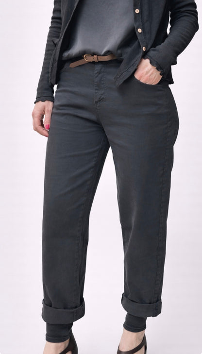 Chinohose Elira in schwarz, stretchig und angenehm zu tragen,GR M