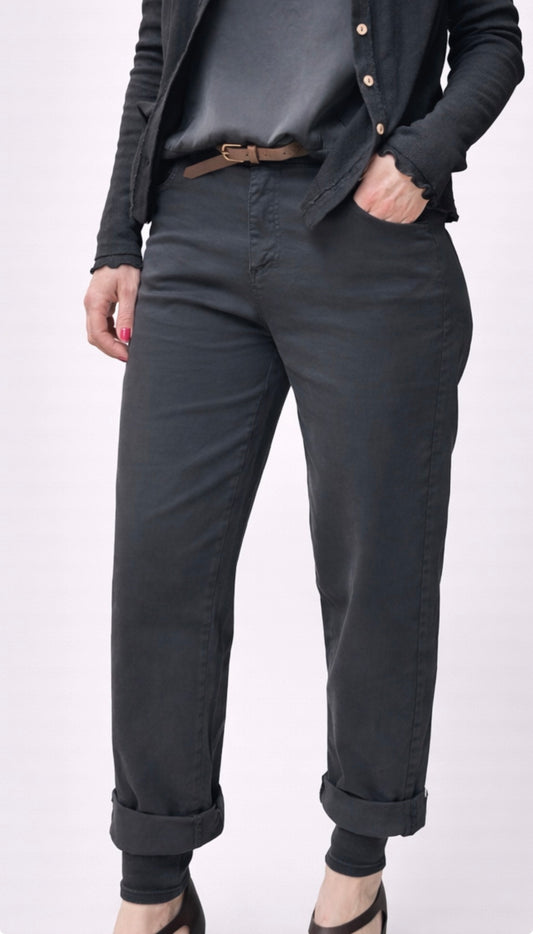 Chinohose Elira in schwarz, stretchig und angenehm zu tragen,GR M