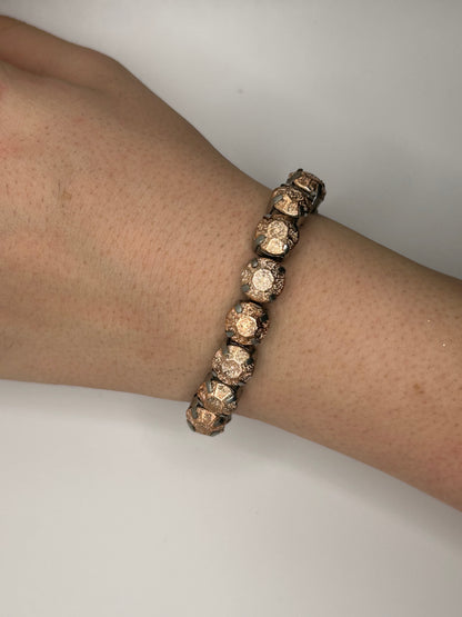 Tezee Elastisches Struktur-Armband in Goldrose – Glam Stretcharmband mit Facetten