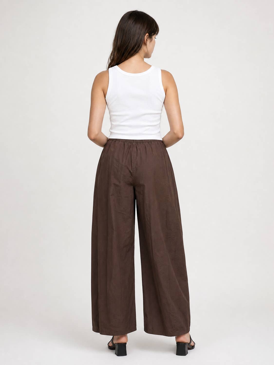 Oversize Hose // weit und bequem mit ausgefallenem Bund in schwarz