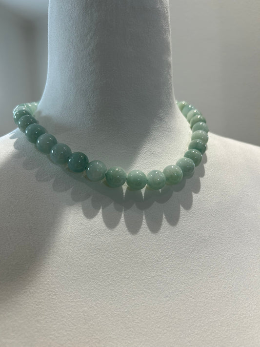 Bazou-Zart minte Halskette aus Natursteinperlen XL - altgrün