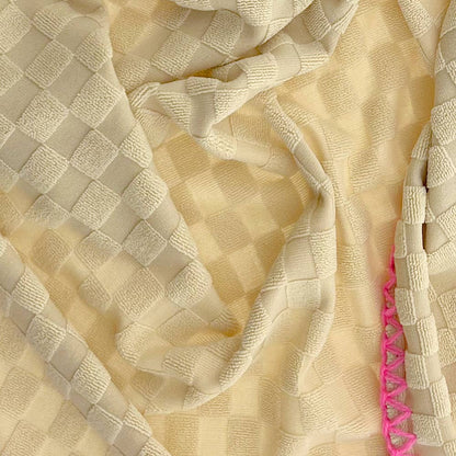 Lot83, Leichter Dreieckschal Marly Beige mit rosa
