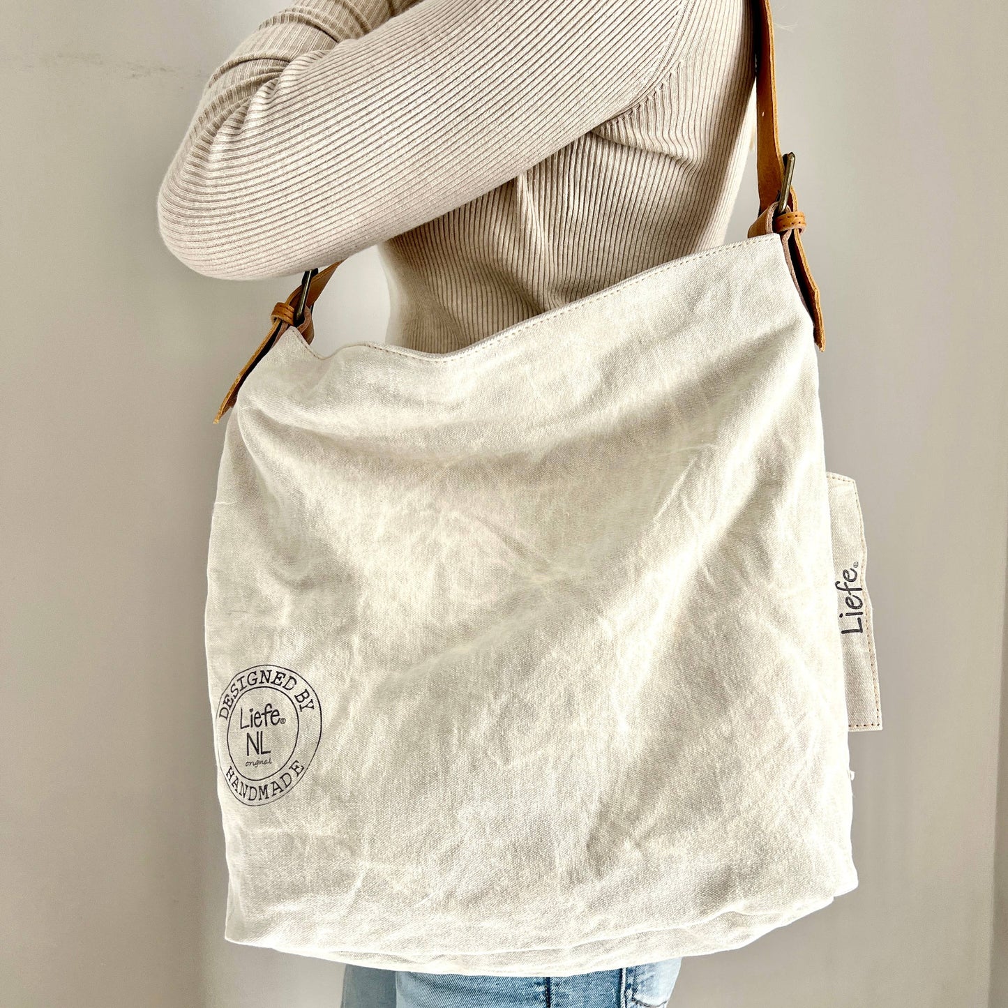 Handmade Schultertasche Liefe NL aus Canvas, nachhaltig