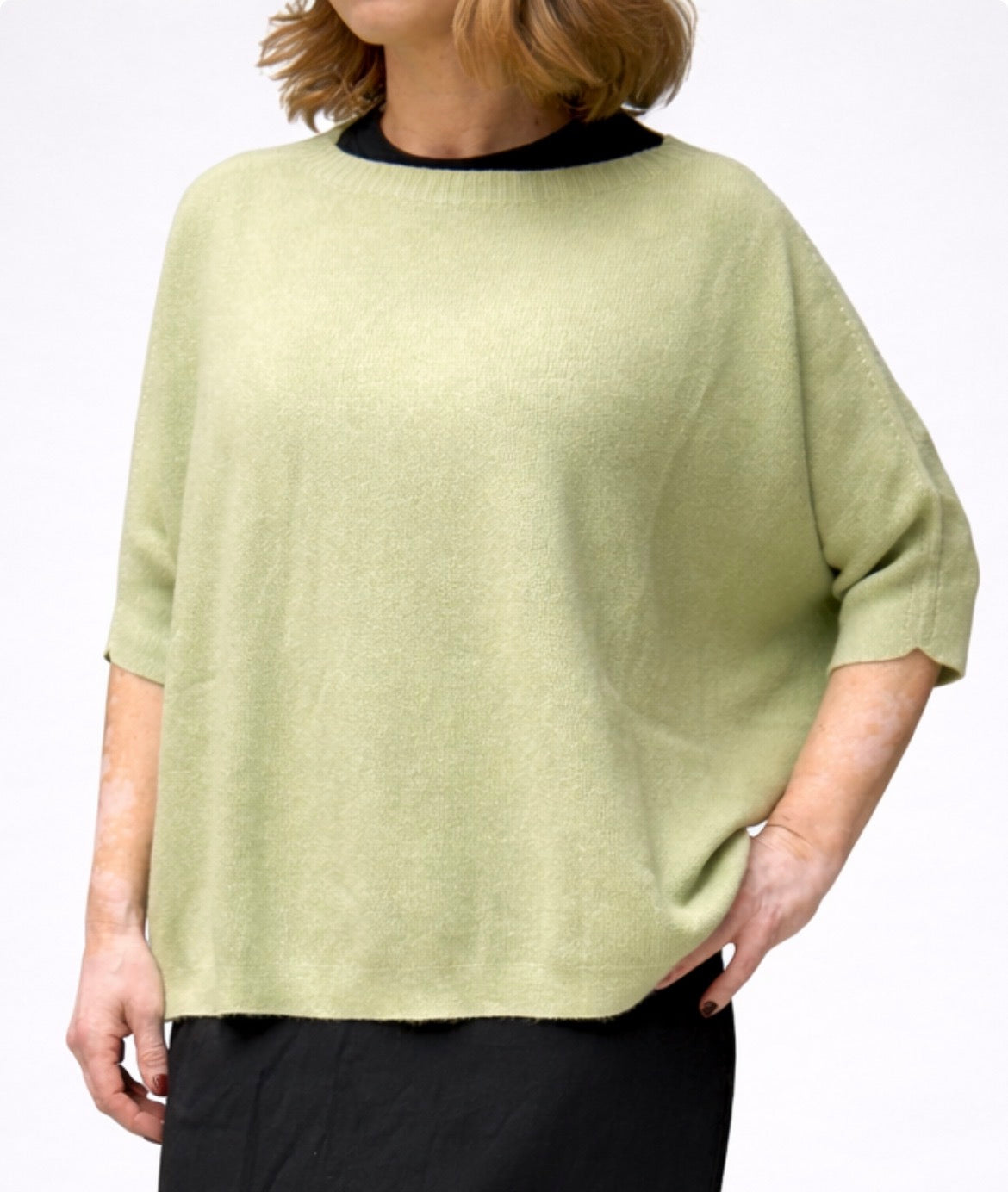 Weicher Oversize Feinstrick Kurzarm-Pullover – Flow Fit in Creme oder Salbei, Einheitsgröße
