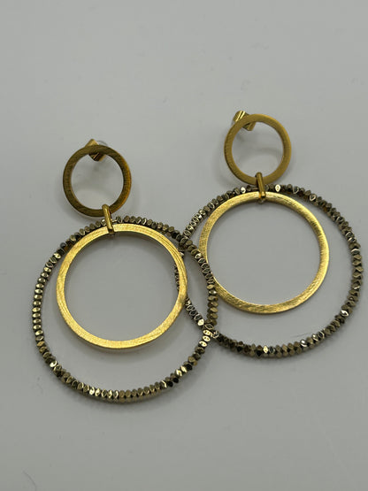 Statement Ohrringe Gold – Modernes Design – Bazou