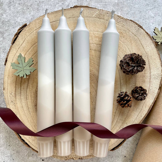 Dip Dye Kerzen beige-grau – handgetauchte Stabkerzen aus Stearin | 4er Set | von Wolkenreich