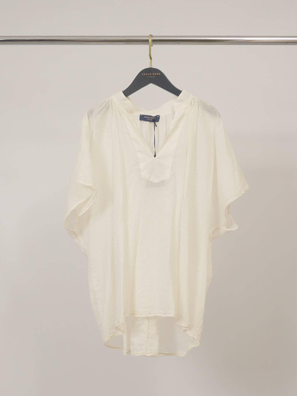 Geraffte Bluse// in elfenbeifarben, Oversize