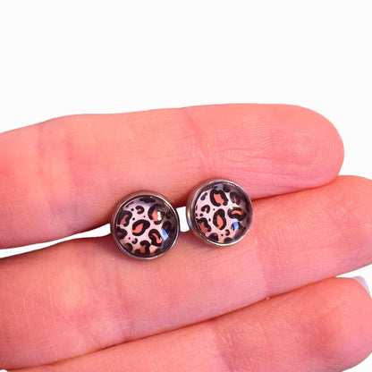 Dans lˋair du temps bijoux- Leo Ohrstecker „Wild & Free“ – Freigeist im Trend-Look
