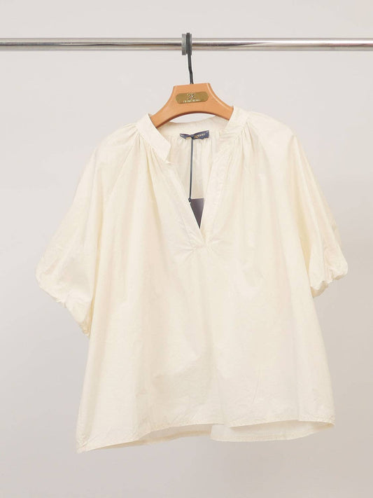 Bluse mit unterlegten Ärmeln// in creme und dunkelblau