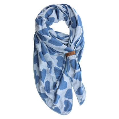 Lot83-Dreieckschal Luna Blue mit Herzen, weicher Strick