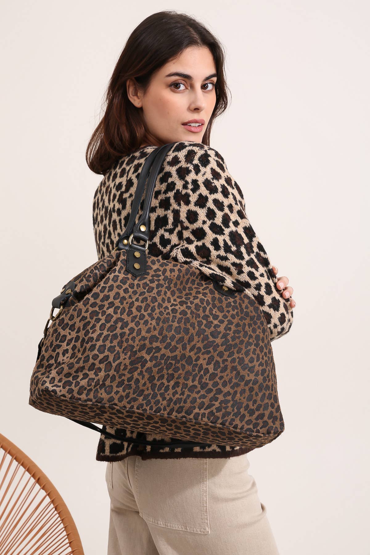 Leopard Weekender von Cherry Paris aus Rinds-Wildleder