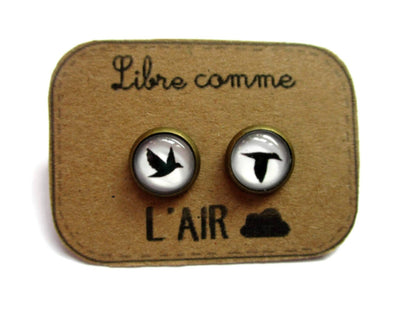 Dans lˋair du temps bijoux-Vogel Ohrstecker „Libre comme l’air“ – Frei wie der Wind