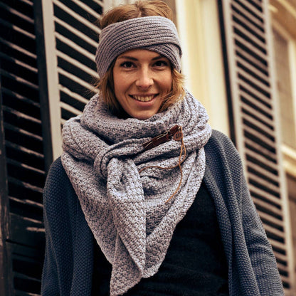 Lot83 Dreieckiger Strickschal in Lavender, weich